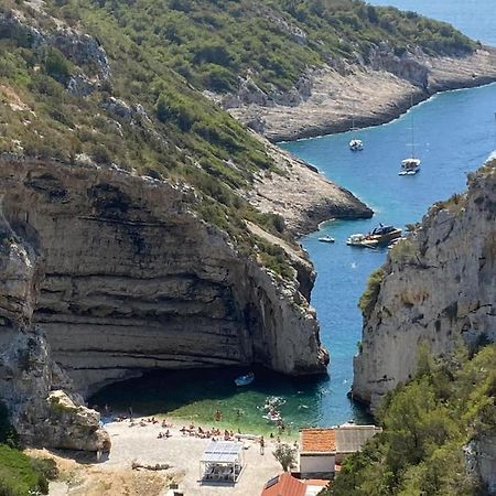 Holiday Home Stiniva Vis Exterior foto